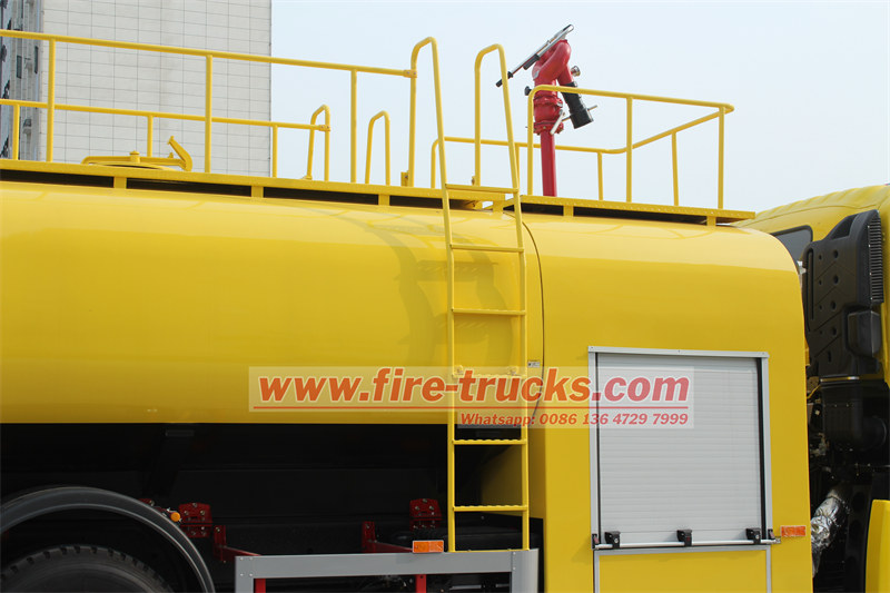 ISUZU GIGA water fire tender
