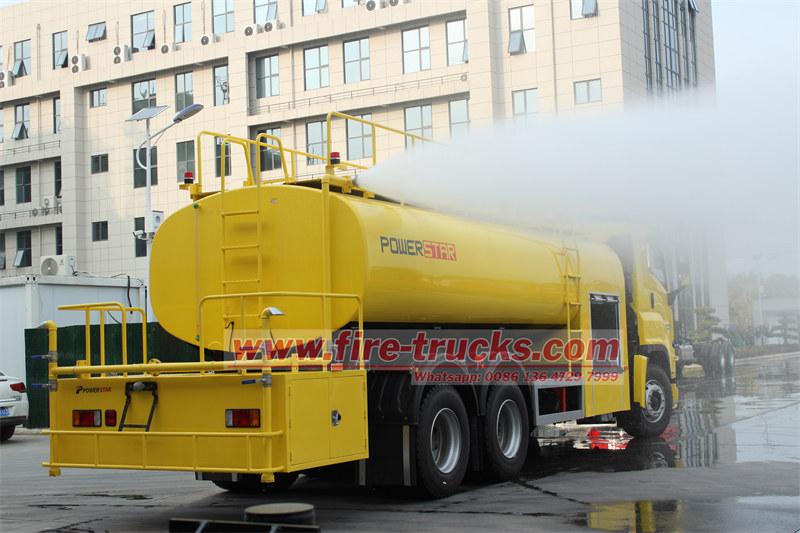 ISUZU GIGA firefighiting water tender