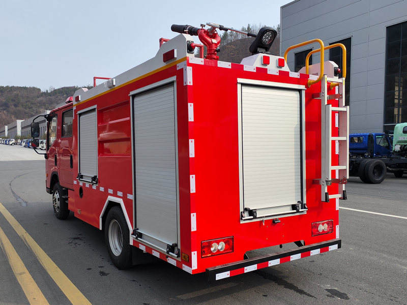 FOTON small fire pumper truck FOTON small fire pumper truck