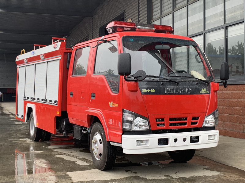 ISUZU NKR light duty fire tender ISUZU NKR light duty fire tender