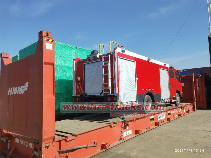 Isuzu fire truck by 40FR container delivery Isuzu fire truck by 40FR container delivery